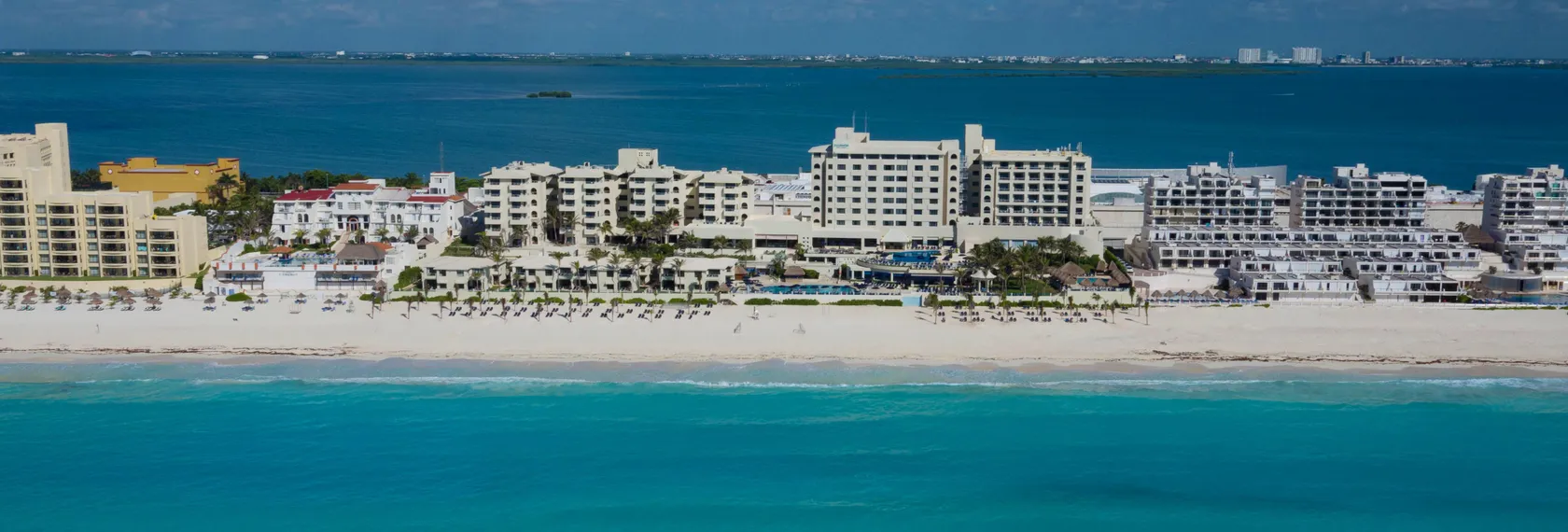 Barceló Occidental Tucancún